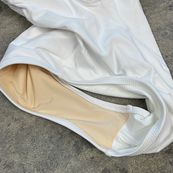 NWT Robin Piccone Margot Lingerie One Piece Swimsuit White Honeymoon Sz 8 - Picture 9 of 11